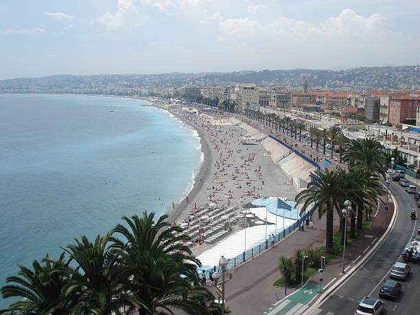 istock Nice, France panorama 156199658