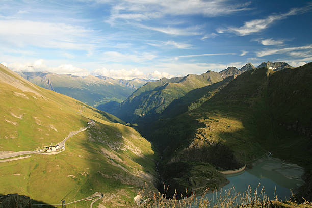 paisagem de montanha - lake mountain north tirol austria - fotografias e filmes do acervo