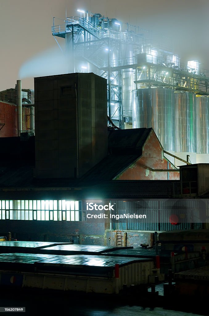 Fabrik bei Nacht - Lizenzfrei Bauwerk Stock-Foto