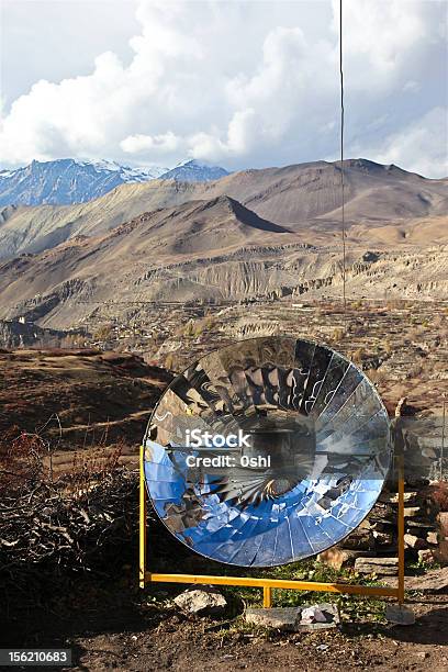 Energía Alternativa Foto de stock y más banco de imágenes de Aire libre - Aire libre, Annapurna, Aparatos solares