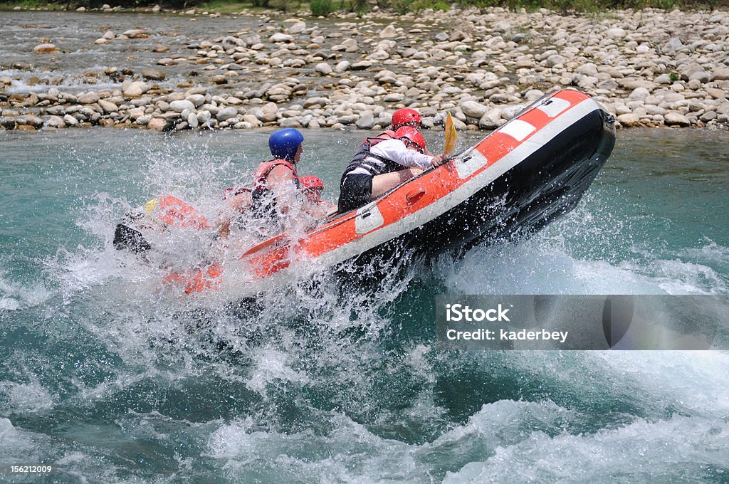 Rafting de água - Foto de stock de Rafting em Águas Selvagens royalty-free