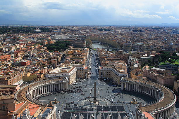 istock The Papal Basilica of Saint Peter 156212251