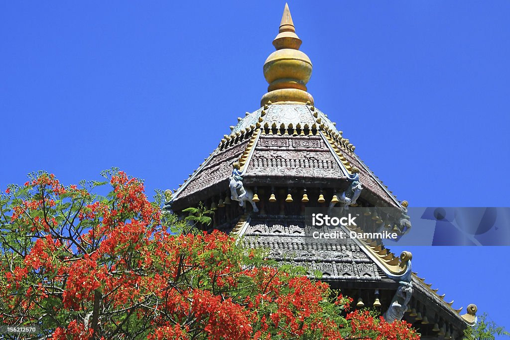 Asiática santuario budistas - Foto de stock de Antiguo libre de derechos