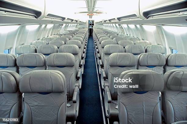Flugzeugsitze — стоковые фотографии и другие картинки Самолёт - Самолёт, Сиденье транспортного средства, Без людей