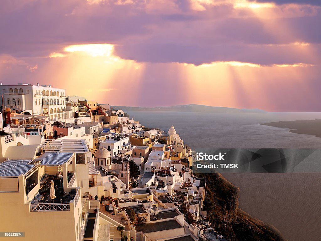 Hermoso Santorini y el mar Egeo - Foto de stock de Aldea libre de derechos