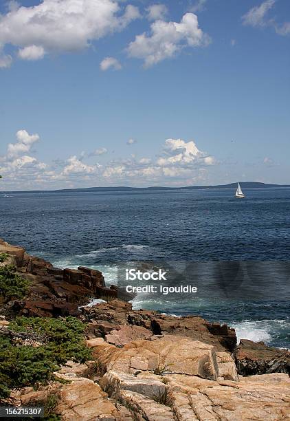Costa De Maine - Fotografias de stock e mais imagens de Ao Ar Livre - Ao Ar Livre, Azul, Beira d'Água