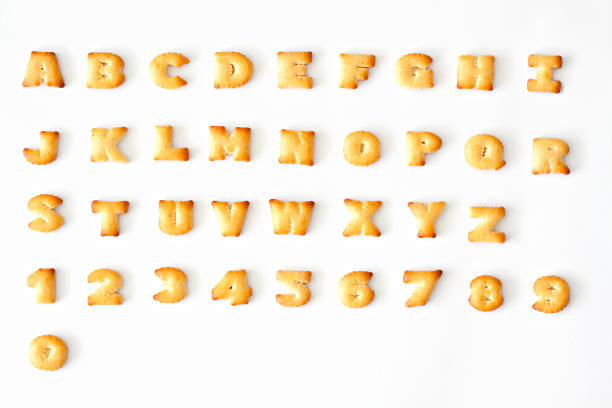 알파벳 및 숫자 식빵 - cookie letter 뉴스 사진 이미지