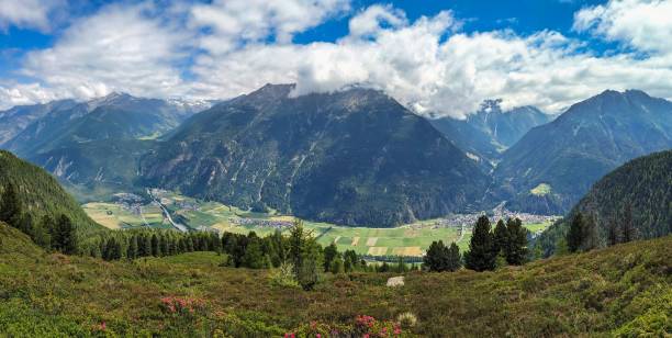 hike to the hauersee and hauerkogel in the ötztal. beautiful mountain panorama in the austrian mountains. wanderlust. high quality photo - grey wagtail imagens e fotografias de stock