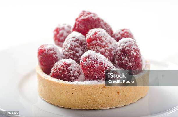 Tarte De Framboesa - Fotografias de stock e mais imagens de Açúcar - Açúcar, Bolo - Sobremesa, Cobertura Glacé