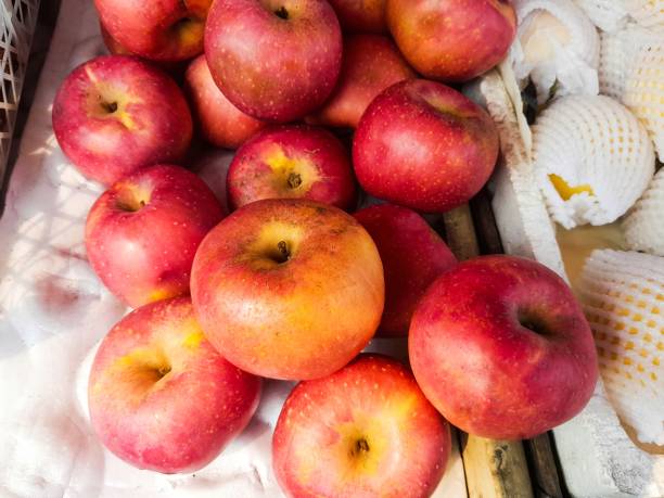 istock pile of apples in store 1562683638