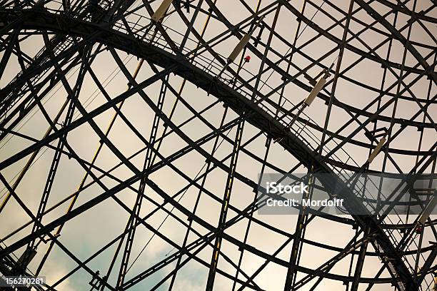 Reticolo Di Shukhov Torre Di Comunicazione - Fotografie stock e altre immagini di Torre delle telecomunicazioni - Torre delle telecomunicazioni, Vecchio, Acciaio