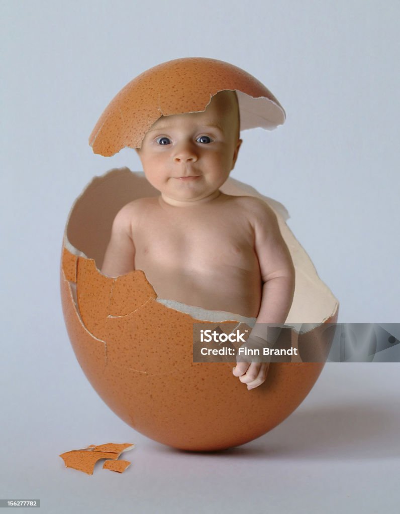 Per neonati umani di rottura Uovo - Foto stock royalty-free di Ovulo