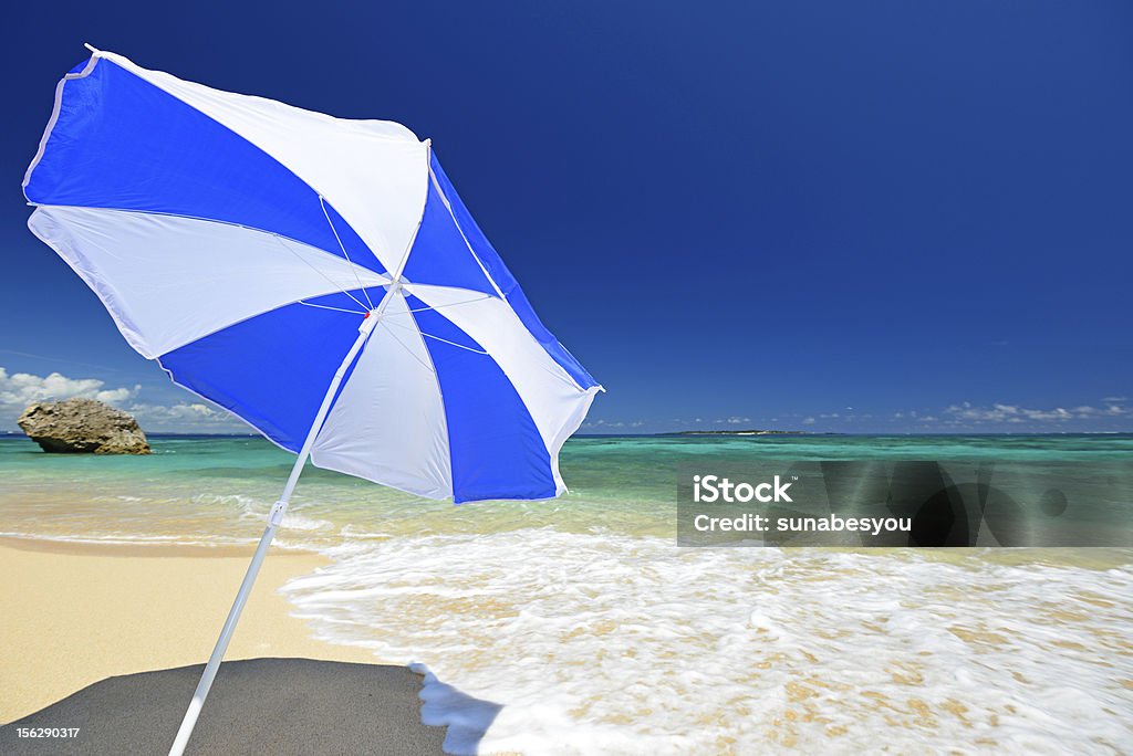 Hermosa playa en Okinawa - Foto de stock de Aire libre libre de derechos