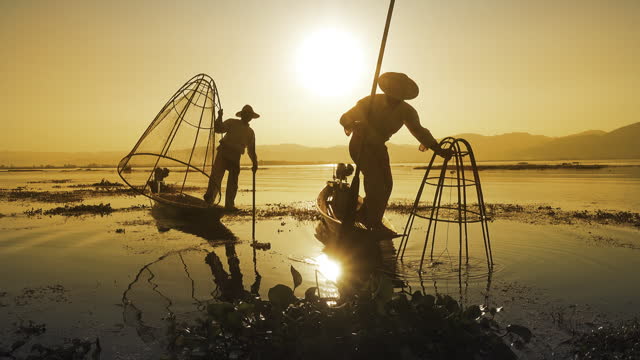 Burmese fishermen on Inle lake