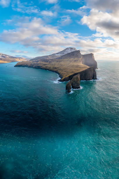 istock Drangarnir, Vagar, Faroe Islands 1563227885