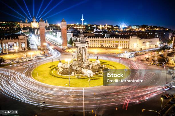 Площадь Plaza Espana В Барселоне Montjuic — стоковые фотографии и другие картинки Барселона - Испания - Барселона - Испания, Ночь, Городской ландшафт - большой город