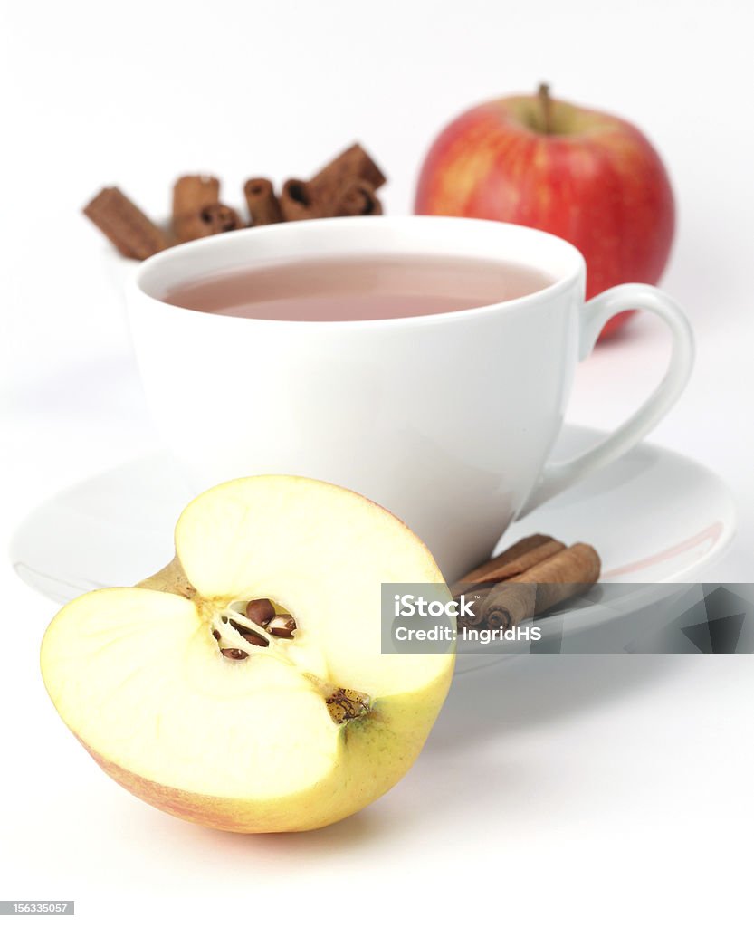 Thé à la pomme et de cannelle - Photo de Aliment en portion libre de droits