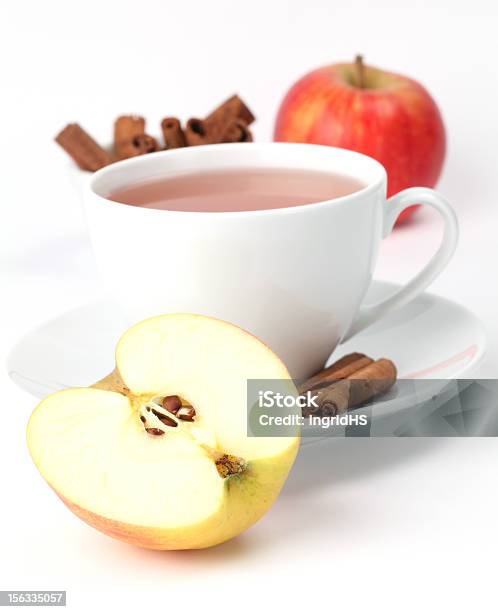 Photo libre de droit de Thé À La Pomme Et De Cannelle banque d'images et plus d'images libres de droit de Aliment en portion - Aliment en portion, Blanc, Boisson