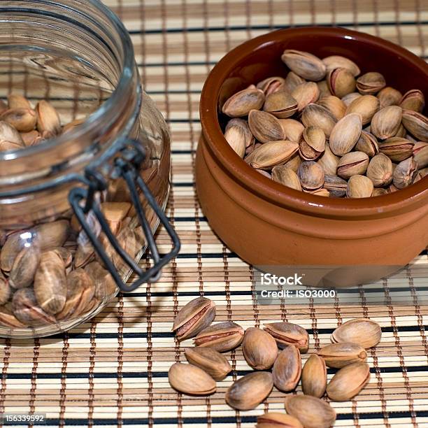 Pistácio Frutos De Casca Rija - Fotografias de stock e mais imagens de Alimentação Saudável - Alimentação Saudável, Amendoim - Alimento, Comida