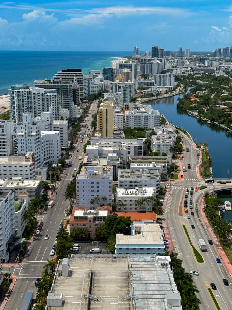 istock Aerial view of Miami Beach 1563542032