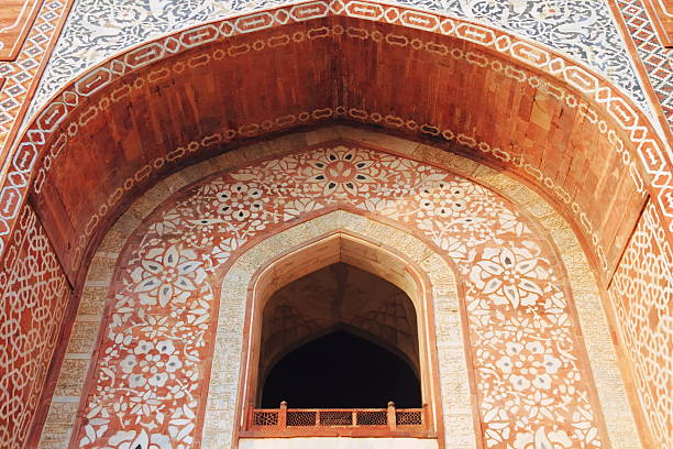tombeau d'akbar le grand, sikindrabad - akbar the great photos et images de collection