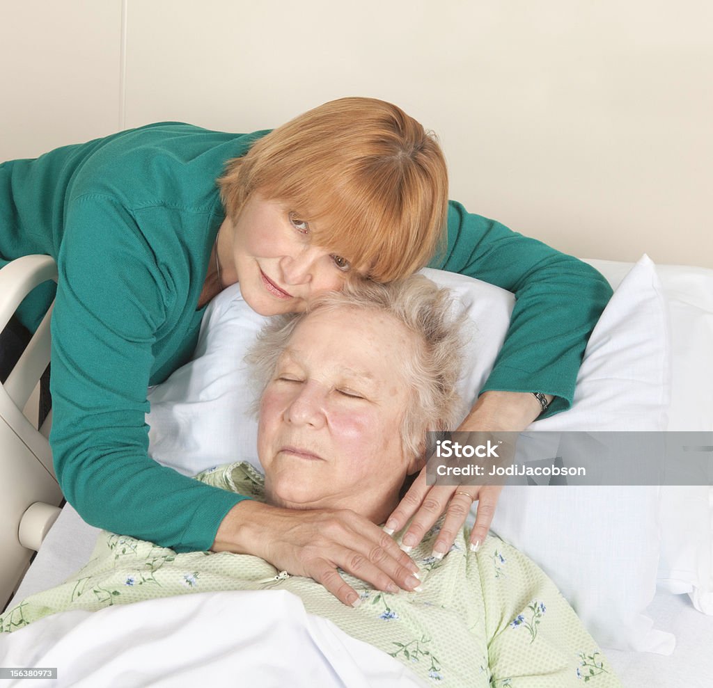 MUITO AMADO mãe em hospital - Foto de stock de Adulto royalty-free