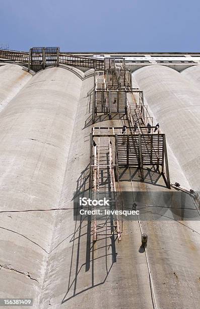 Industrial Treppe Stockfoto und mehr Bilder von Architektur - Architektur, Bauwerk, Beton