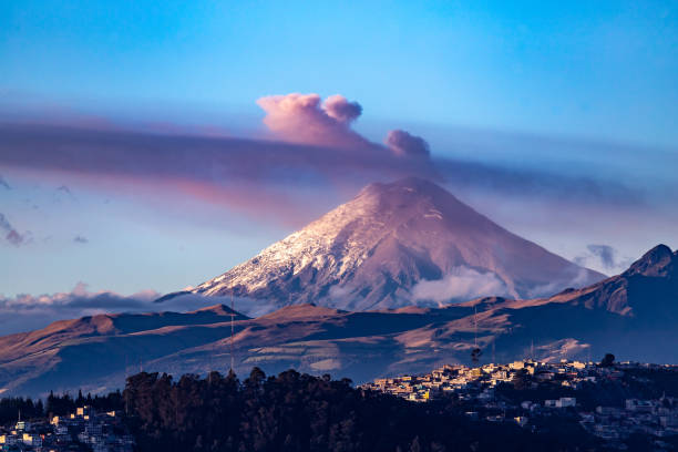 istock Cotopaxi volcano from Quito 1563863039