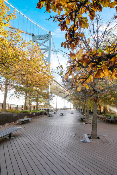 istock Autumn in Philadelphia 1563902767