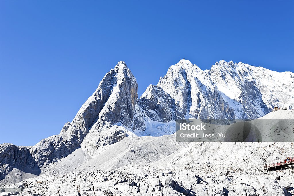 Mont enneigé du Dragon de Jade de Lijiang, dans la province du Yunnan, Chine - Photo de Alpinisme libre de droits