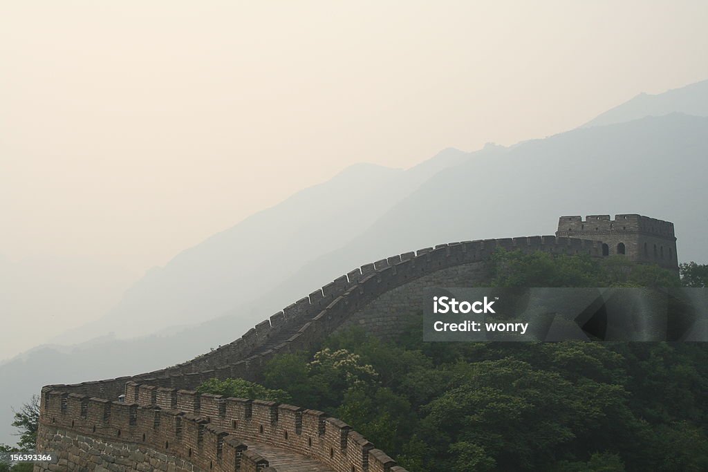 Haze Tag für die Chinesische Mauer - Lizenzfrei Anhöhe Stock-Foto