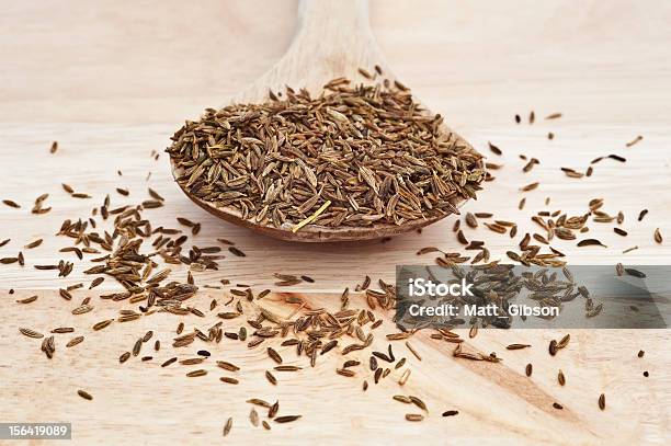 Comino Cuchara De Madera Con Semillas De Foto de stock y más banco de imágenes de Cocina - Estructura de edificio - Cocina - Estructura de edificio, Cocina doméstica, Comida sana