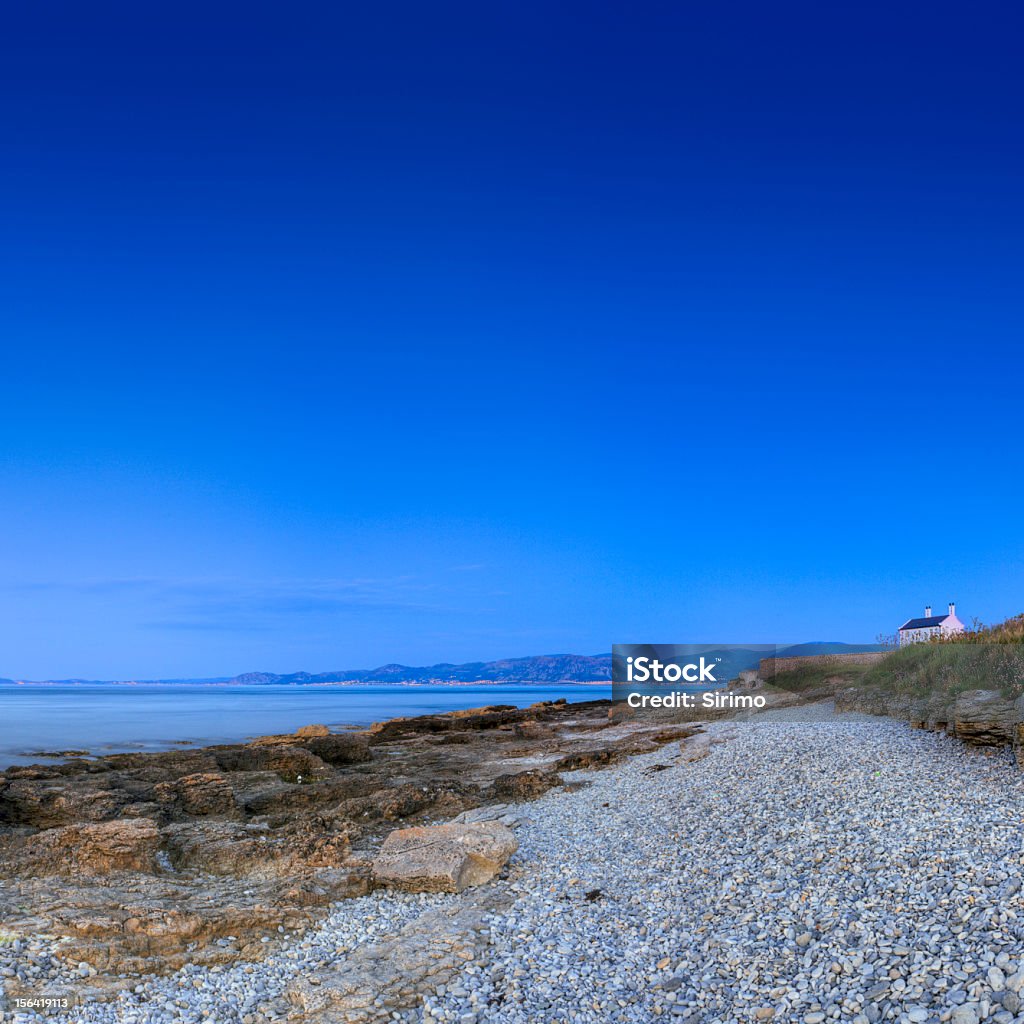 Casa, olhando para o mar, Angelsey - Royalty-free Céu dramático Foto de stock