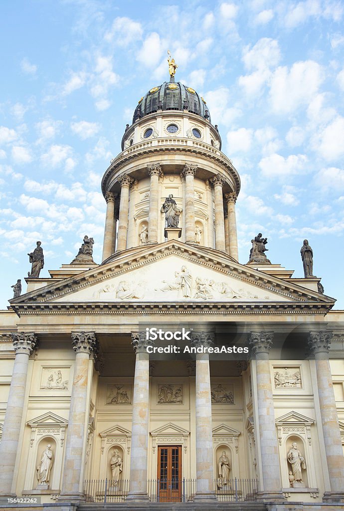 Plaza de Gendarmenmarkt, catedral francesa, Berlín - Foto de stock de Aire libre libre de derechos