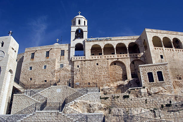 mosteiro de aramaic, sednaya, síria - aramaic imagens e fotografias de stock