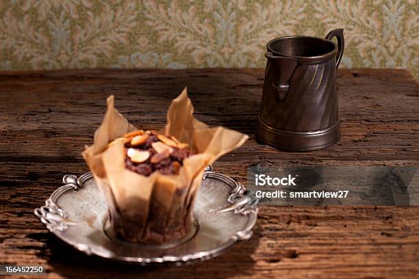 Muffin E Tazza Di Tè - Fotografie stock e altre immagini di Arachide - Cibo - Arachide - Cibo, Argentato, Argento