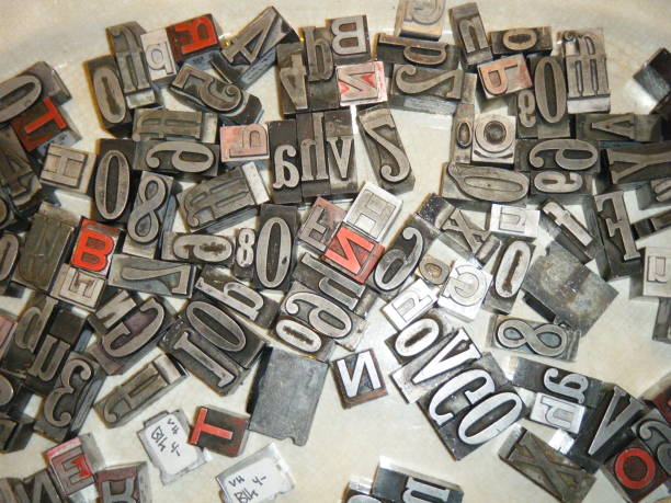 istock Assorted letters at an antique shop 1564577147