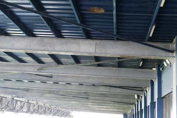 istock Cantilever roof h-beam steel structure frame. 1564671401
