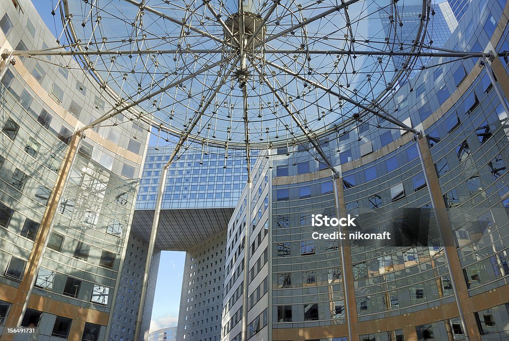 Le bâtiment des bureaux. - Photo de Activité bancaire libre de droits