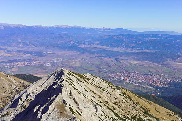 istock Peak high in the mountain 156493538