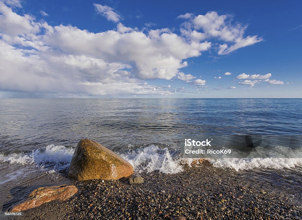 На побережье - Стоковые фото Балтийское море роялти-фри