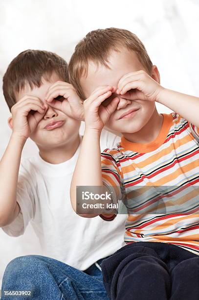 Retrato De Niños Foto de stock y más banco de imágenes de Alegría - Alegría, Amistad, Belleza