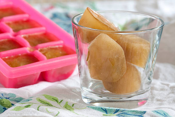 boullion congelados - caldo imagens e fotografias de stock