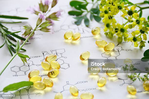 Natürliche Aufschlag Stockfoto und mehr Bilder von Aromaöl - Aromaöl, Chemie, Fotografie