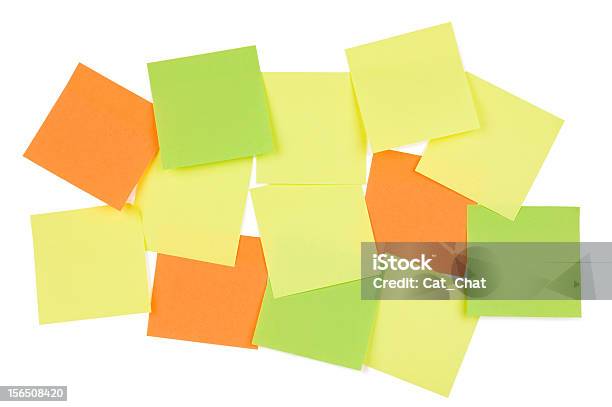 Nota Adhesiva De Fondo Foto de stock y más banco de imágenes de Amarillo - Color - Amarillo - Color, Artículo de papelería, Colorido