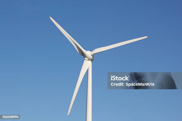 Energía Eólica Foto de stock y más banco de imágenes de Aerogenerador - Aerogenerador, Azul, Conservación del ambiente