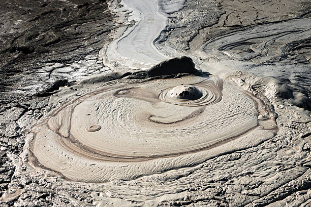 istock The Muddy Volcanoes 06 156539269