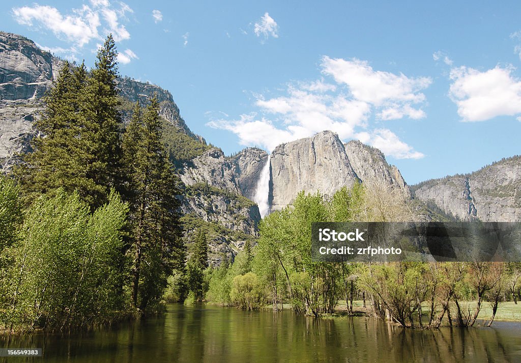 Wasserfall Yosemite Falls - Lizenzfrei Fluss Tuolumne Stock-Foto