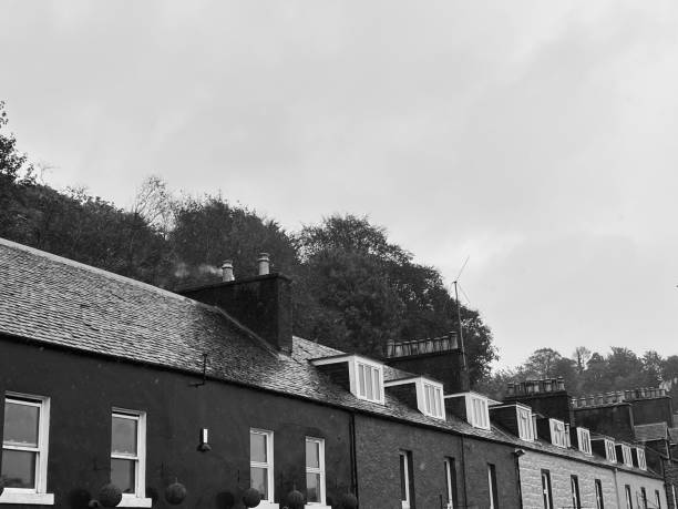 istock Houses on Tobermory high street 1565508025
