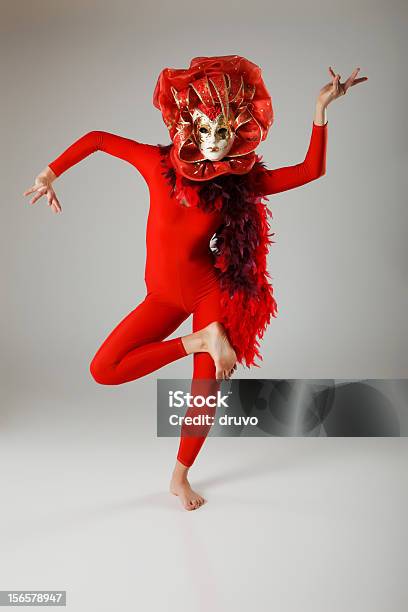 Mascarado Dançarino - Fotografias de stock e mais imagens de Bailarino - Bailarino, Dançar, Itália